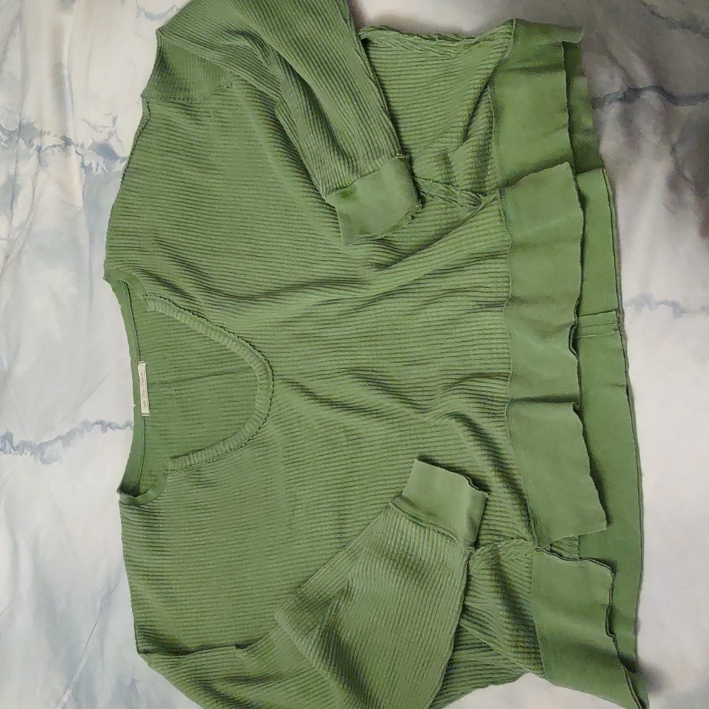 We the Free Free People Green Oversized Waffle Top size Small